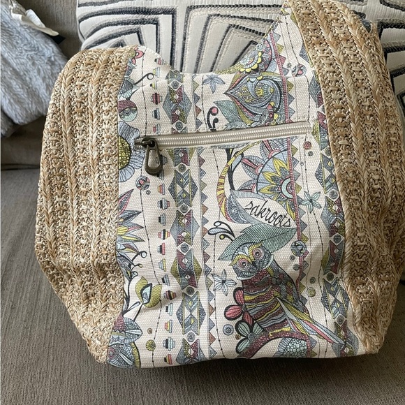 The Sak-Sakroots Roma Shopper-Spirit Desert by Valentina Ramos w/Owl Keychain - Picture 3 of 4